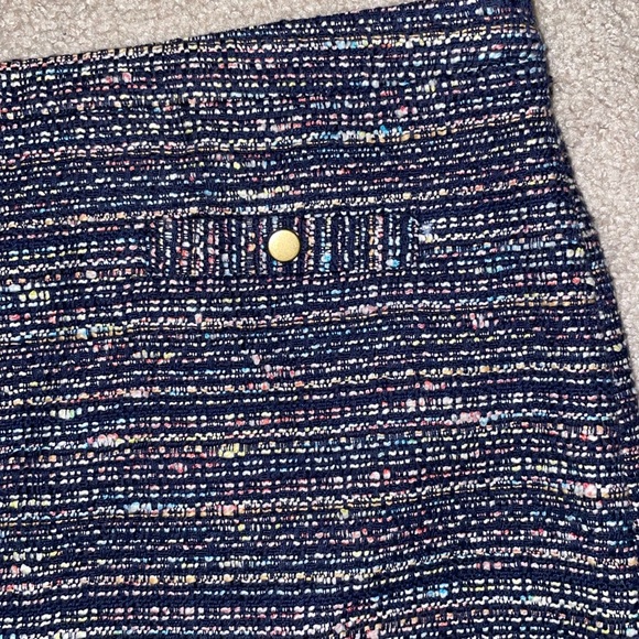 Ann Taylor Loft skirt - Picture 3 of 10